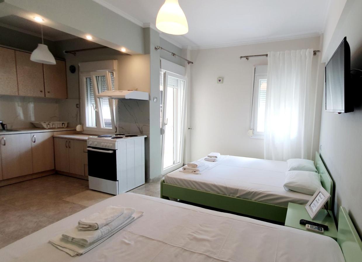 Seaside Luxury Suites By Sarigianni Paralía Eksteriør bilde