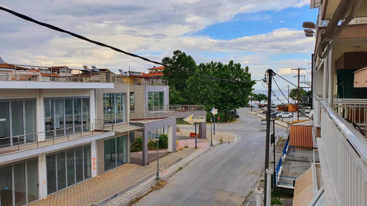 Seaside Luxury Suites By Sarigianni Paralía Eksteriør bilde