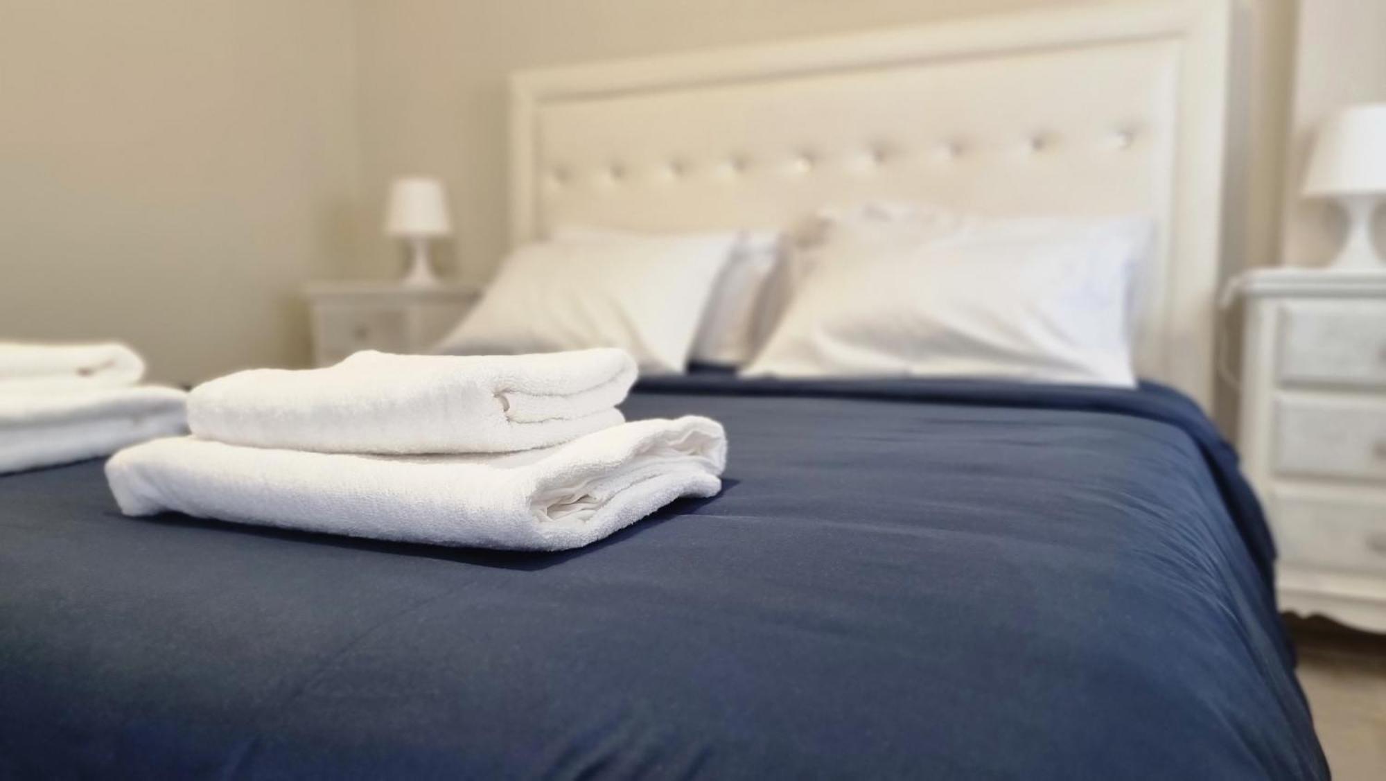 Seaside Luxury Suites By Sarigianni Paralía Eksteriør bilde